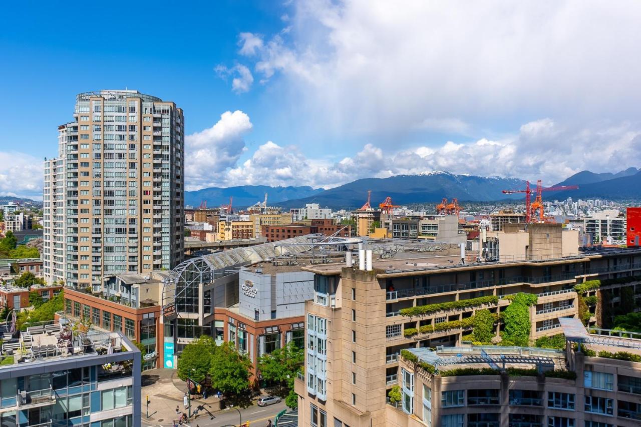 Stunning 2 Bedroom Condo With Downtown Views!!! Vancouver Exterior foto